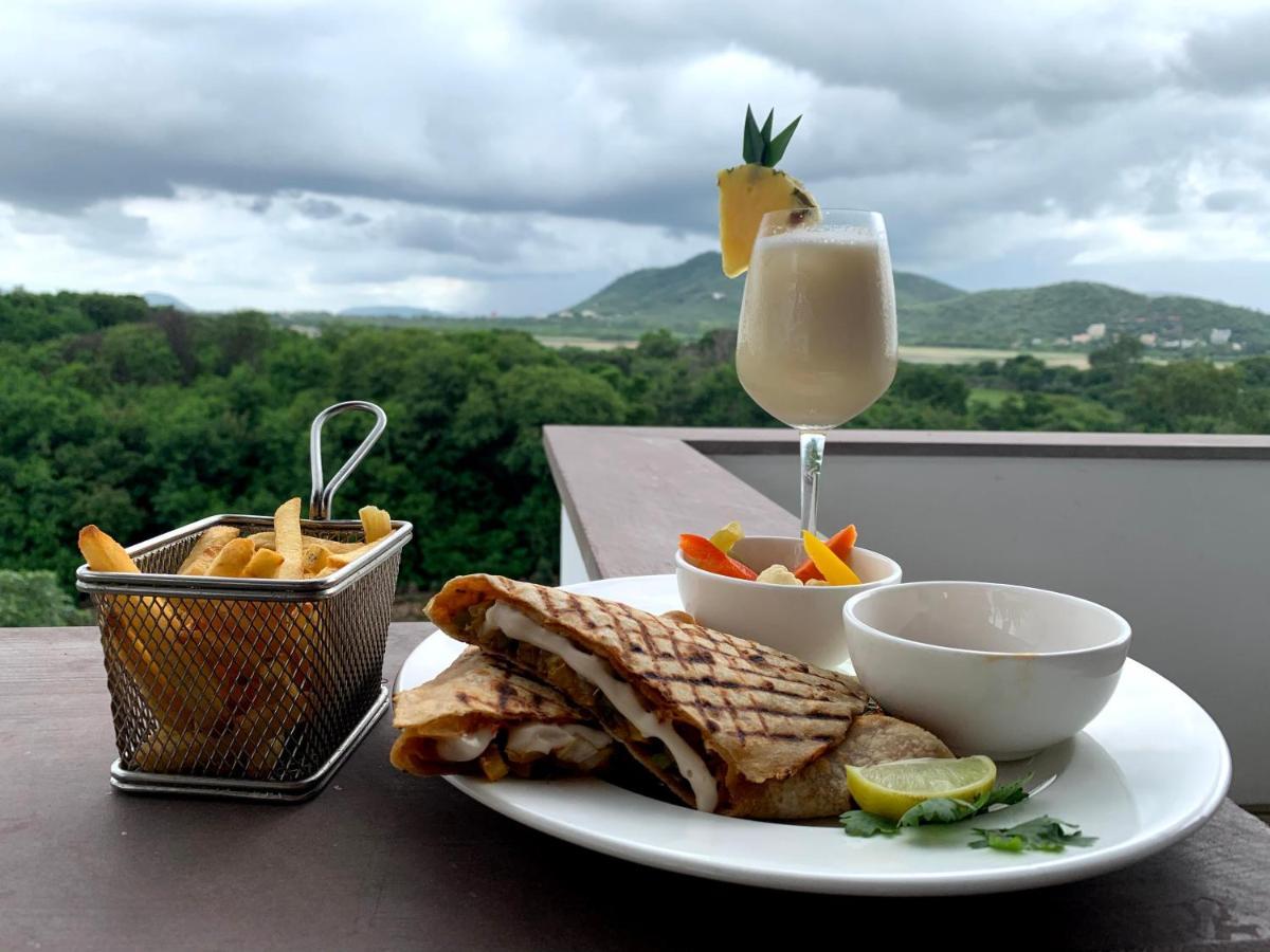 Casa Blanca Lakecity Udaipur Buitenkant foto